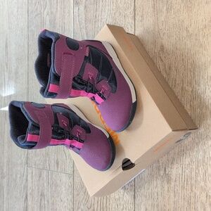 Merrell Snow Bank Jr Boots size 10M